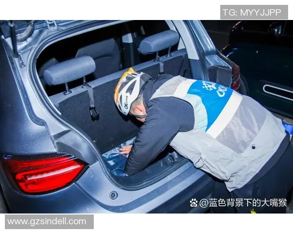 姆巴佩在阿尔科孔市驾校努力考取驾照告别司机代驾生活 姆巴佩在阿尔科孔市驾校努力考取驾照告别司机代驾生活